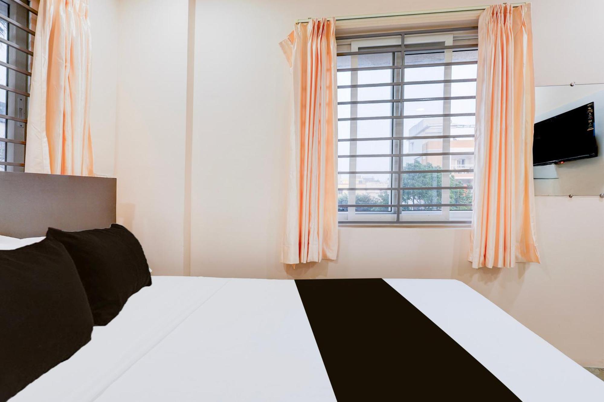 Super Townhouse Mvp Sector With Kailasagiri Hill View Pedda Waltair Buitenkant foto