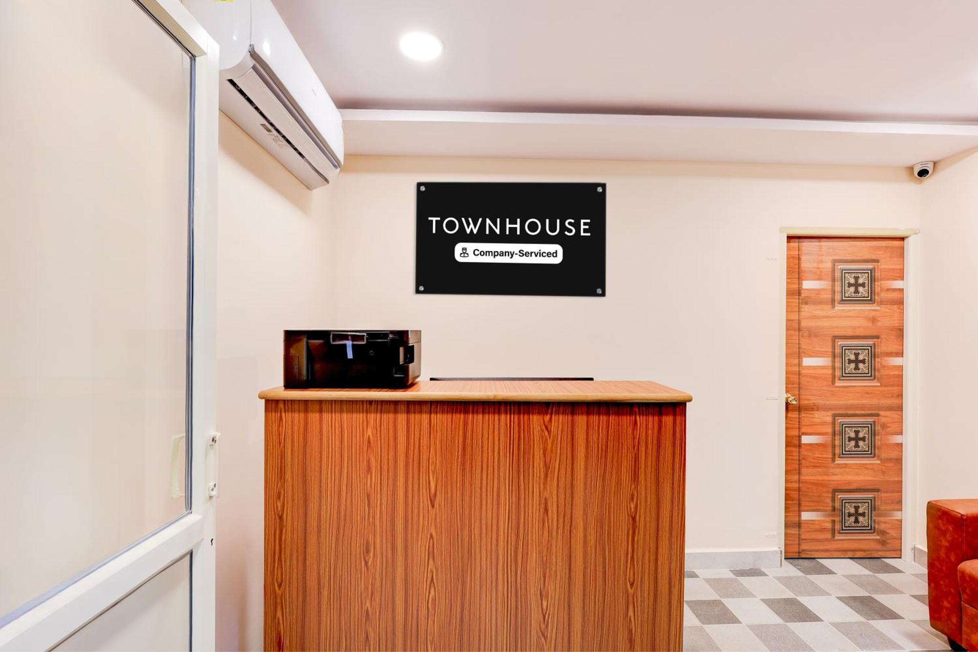Super Townhouse Mvp Sector With Kailasagiri Hill View Pedda Waltair Buitenkant foto