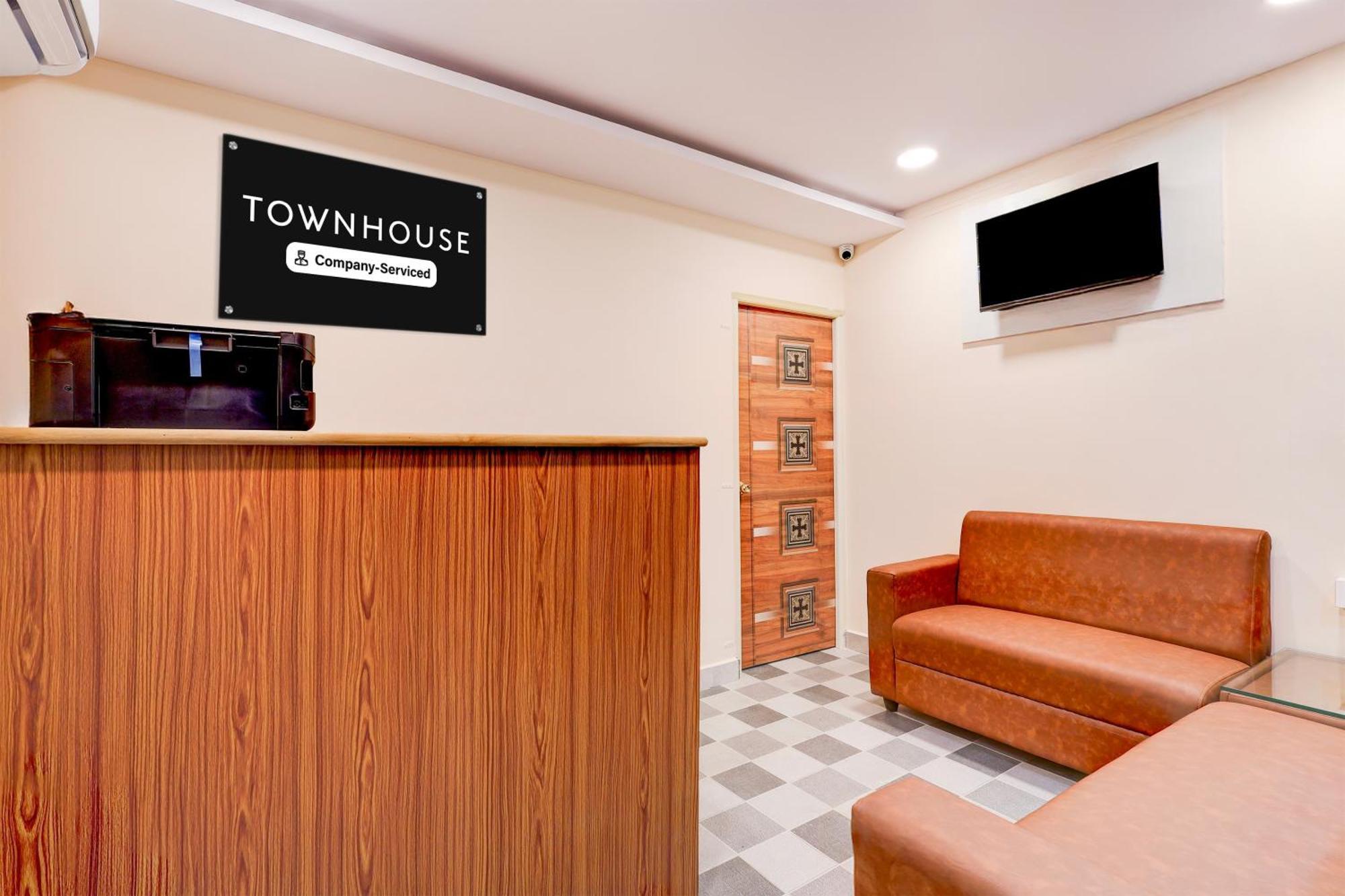 Super Townhouse Mvp Sector With Kailasagiri Hill View Pedda Waltair Buitenkant foto